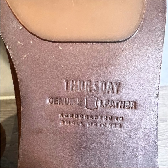 THURSDAY BOOT CO. The Dreamer Cinnamon Brown Suede Chelsea Booties Size 7.5 - Picture 12 of 14